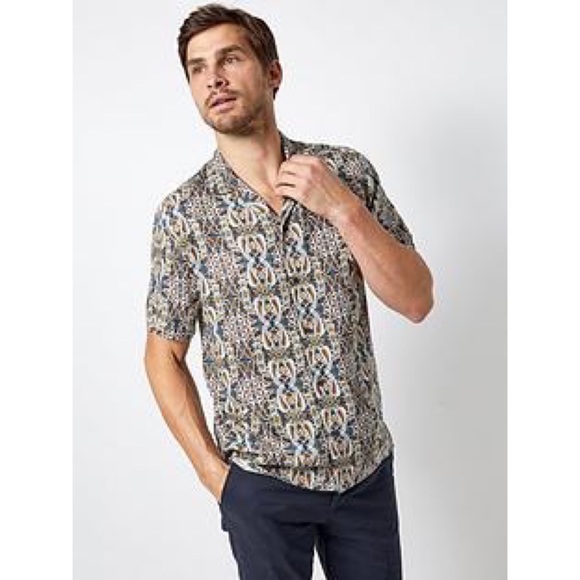 Denim & Flower Other - 5/$25 Denim & Flower Paisley Casual Button Down